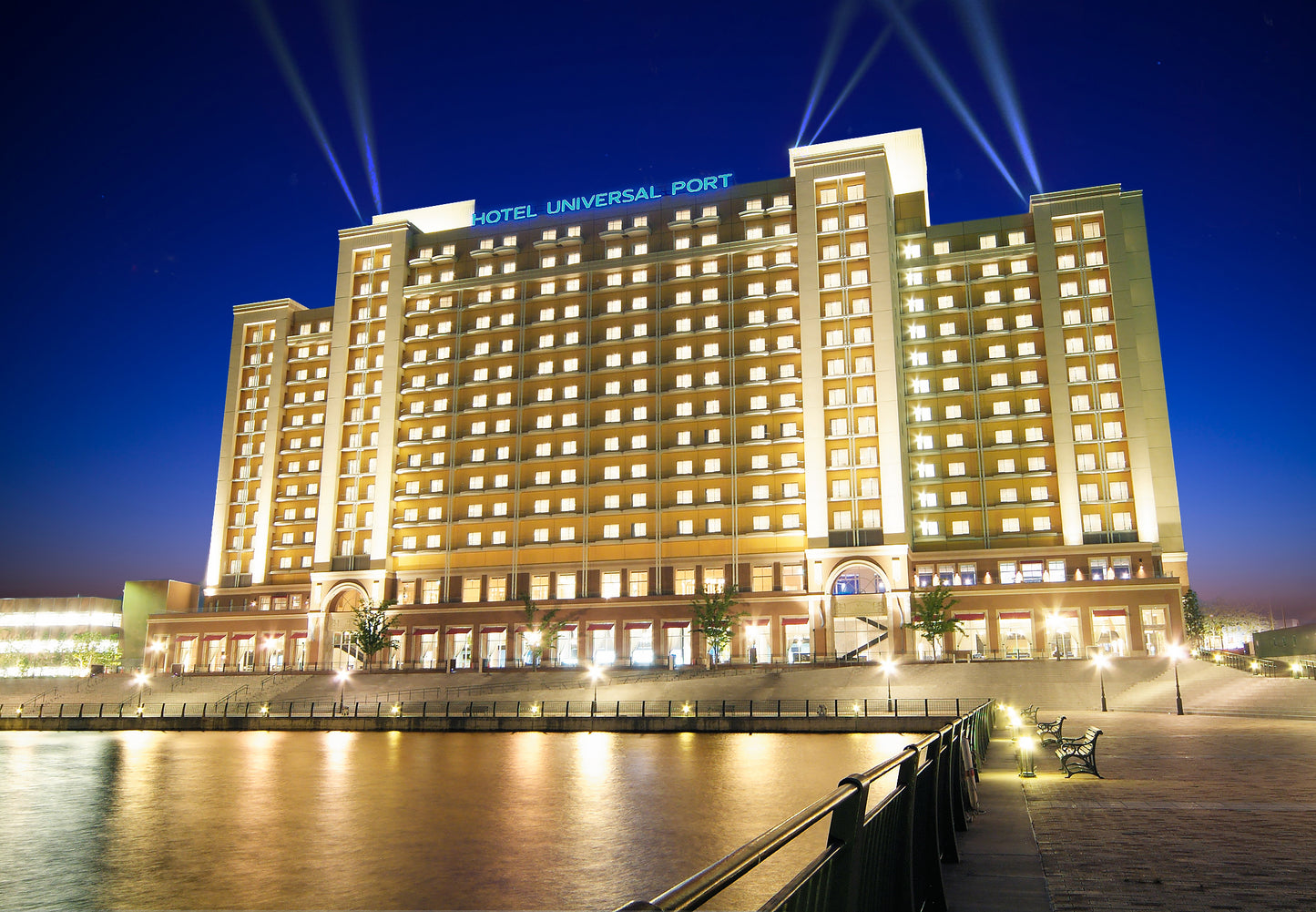 Hotel Universal Port