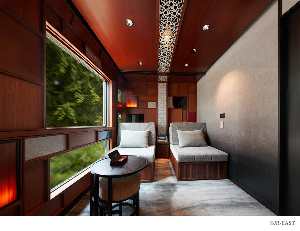 TRAIN SUITE SHIKI-SHIMA