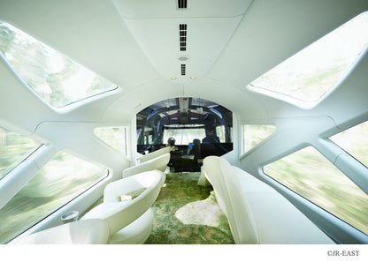 TRAIN SUITE SHIKI-SHIMA