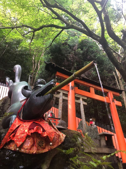 Fushimi Inari Hidden Hiking Tour