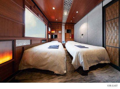 TRAIN SUITE SHIKI-SHIMA