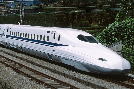 Osaka Unguided Plan with Shinkansen Non-reserved Seat Transportation & Osaka Metro 1-Day Pass