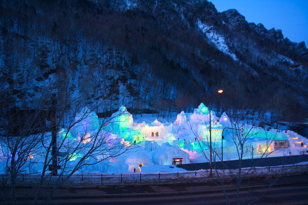 HOKKAIDO - Sounkyo Winter Adventure