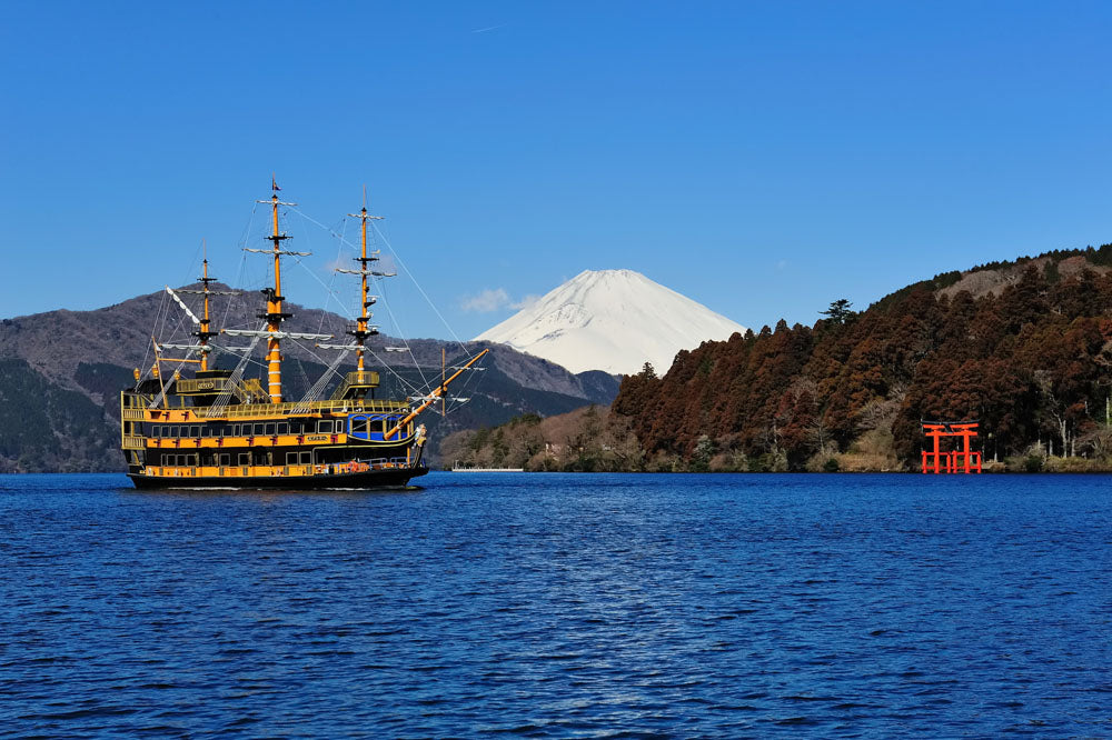 Autumn Scenery of Northern and Central Japan